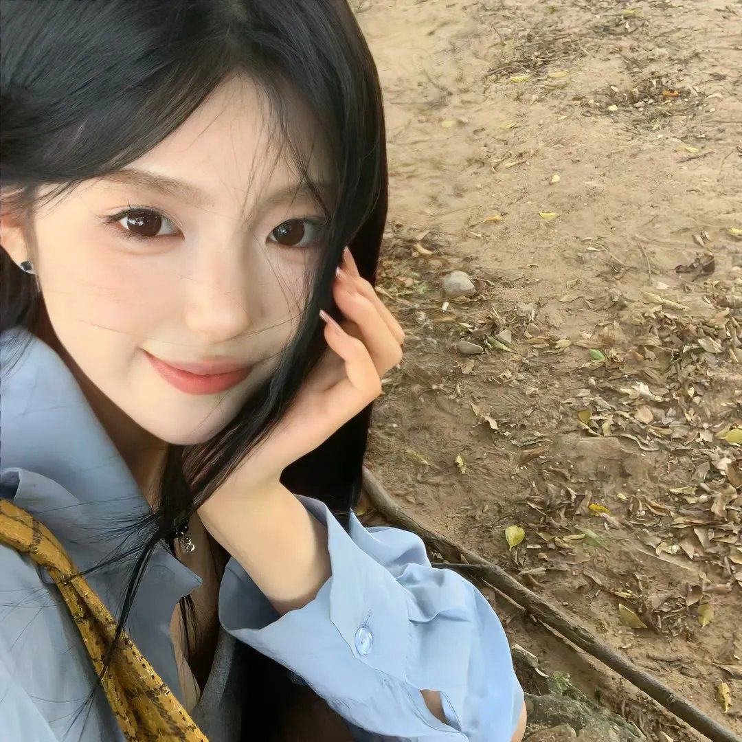 我十岁，离过婚海报